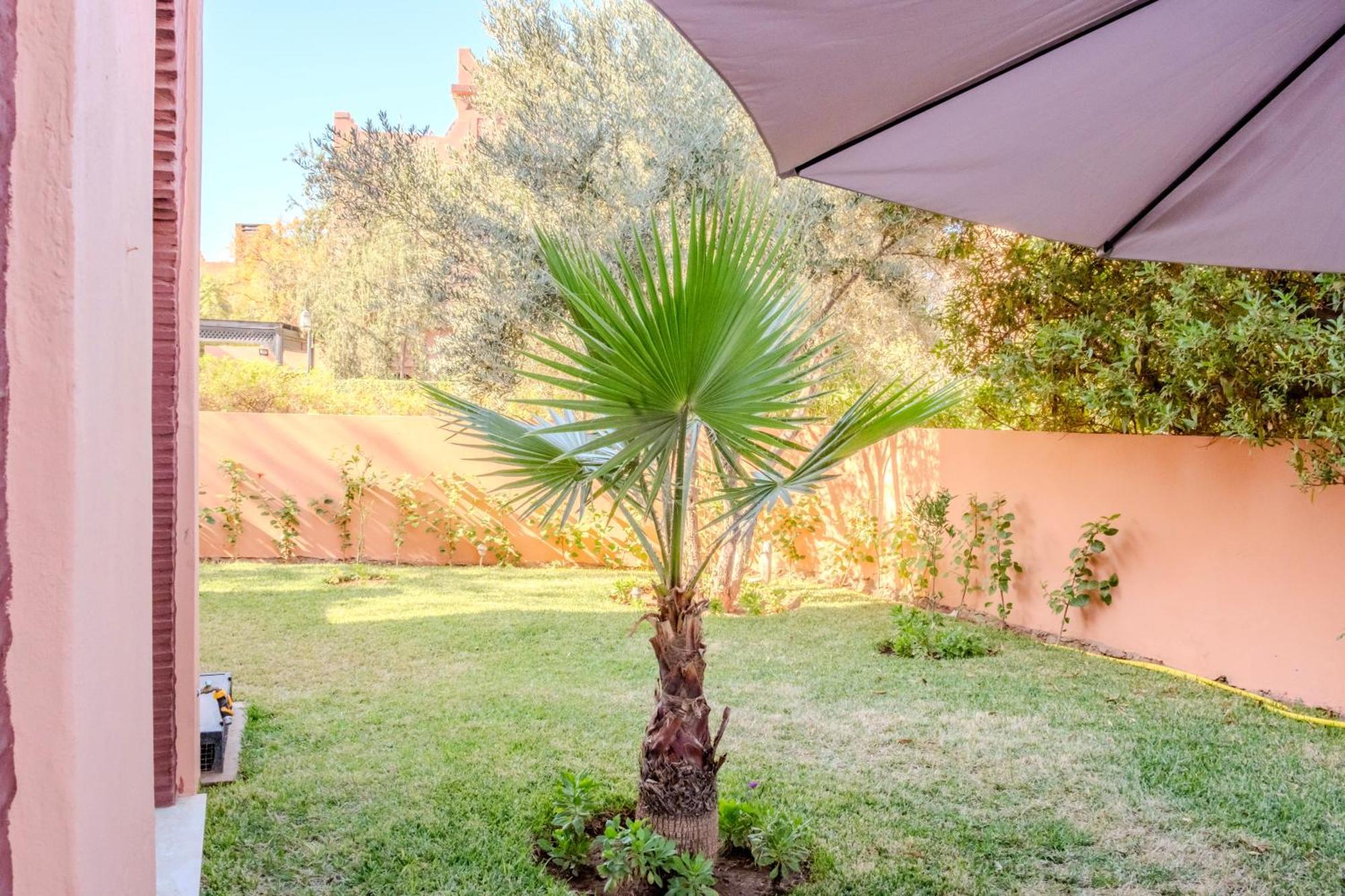 Luxury With Pool, Garden & Gated Security مراكش