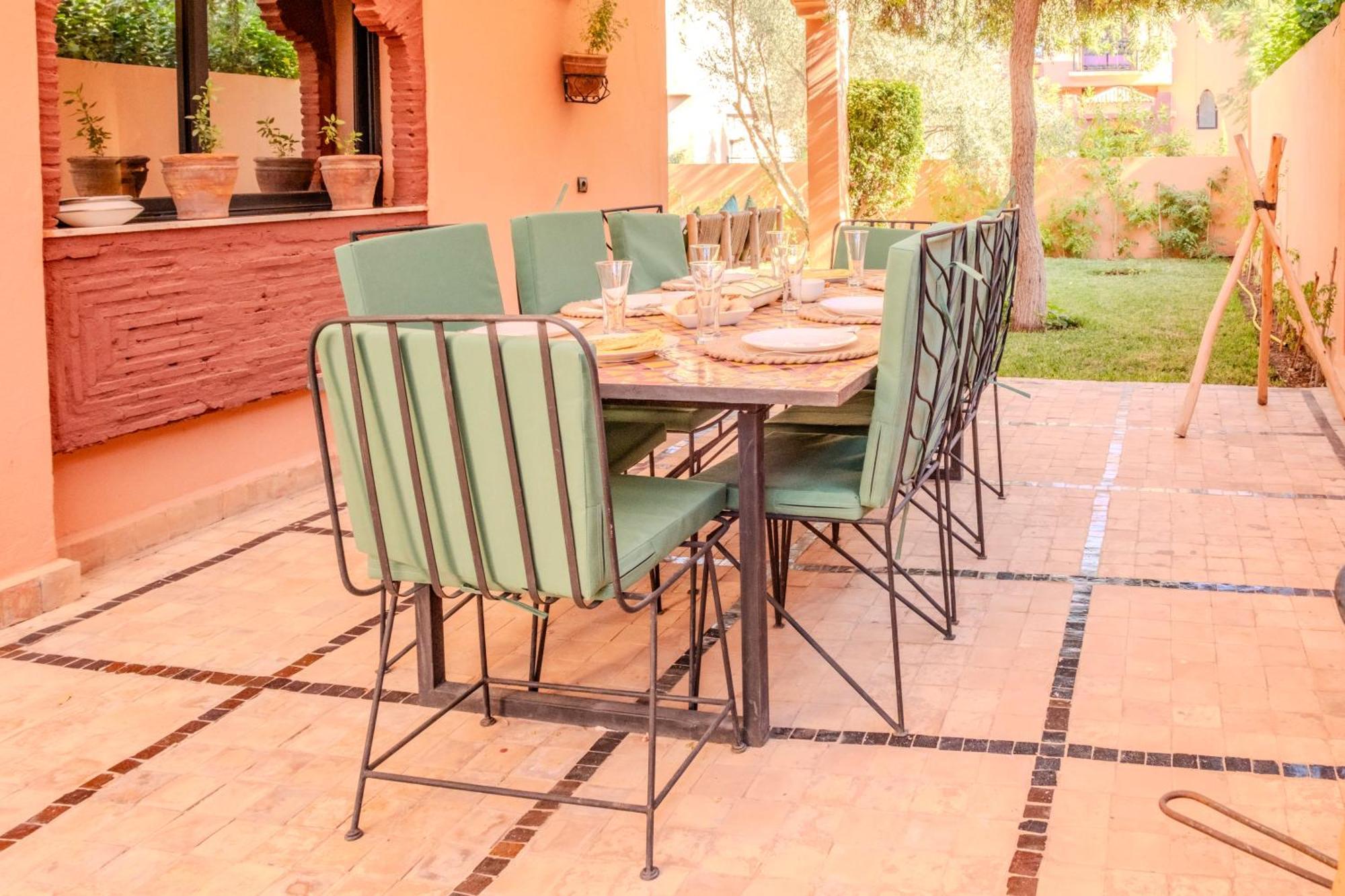 Luxury With Pool, Garden & Gated Security فيلة مراكش